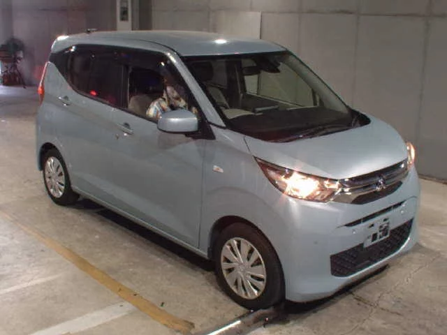 Mitsubishi eK Wagon B33W 2021